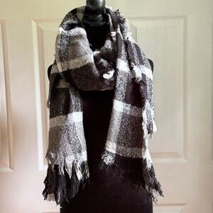 Women's Scarf | Ardene | Black Plaid